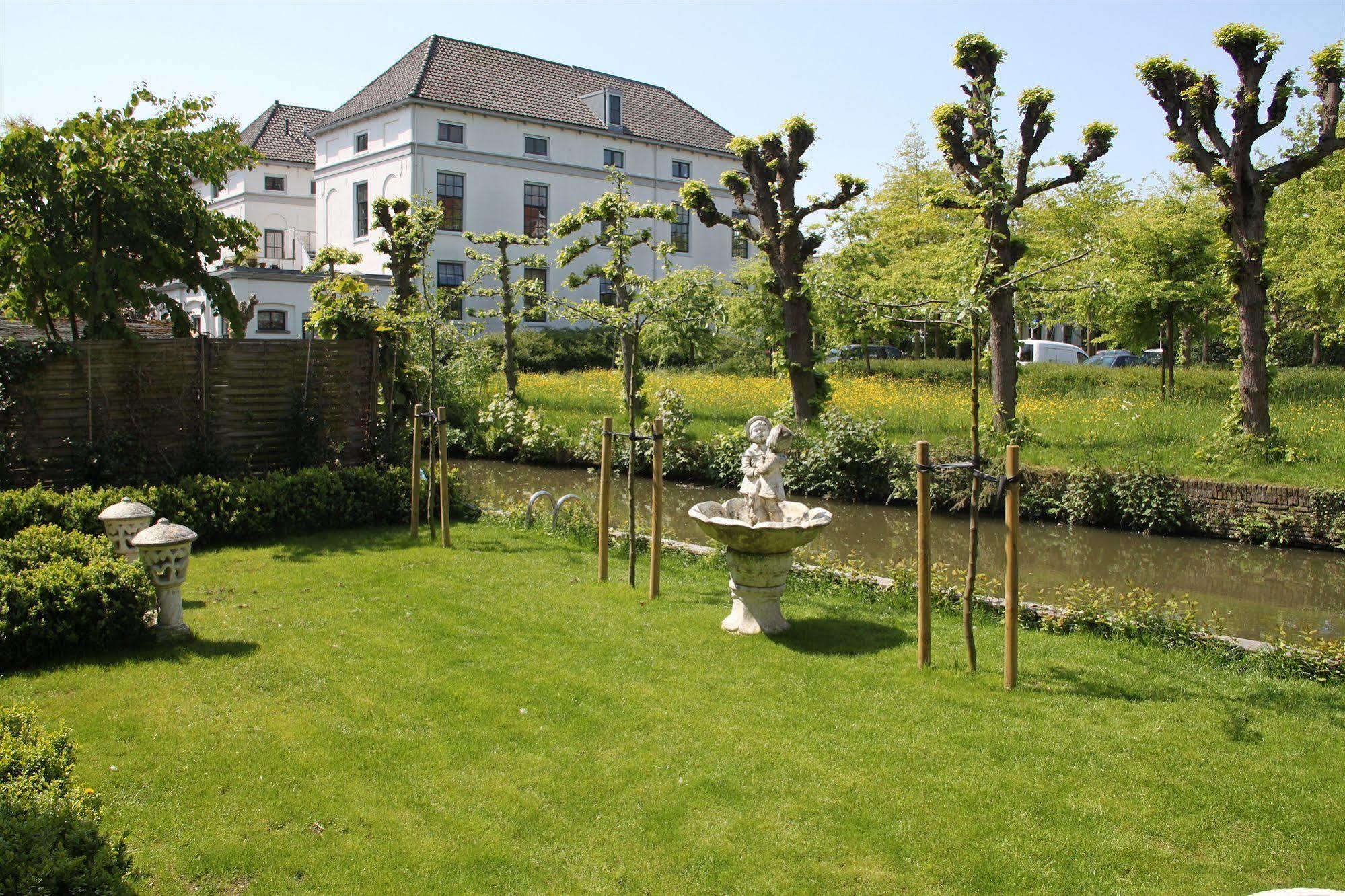 Hotel Oorsprongpark City Centre Utrecht Bagian luar foto